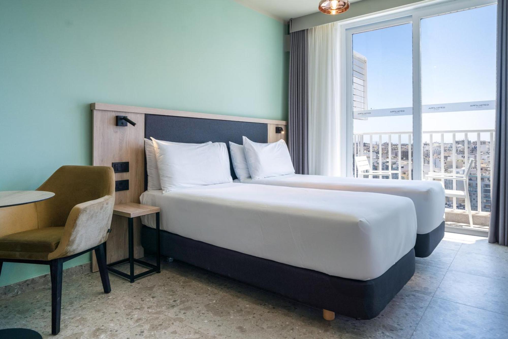 Saint Julian's Hotel Scirocco St Julian'S, Affiliated By Melia מראה חיצוני תמונה